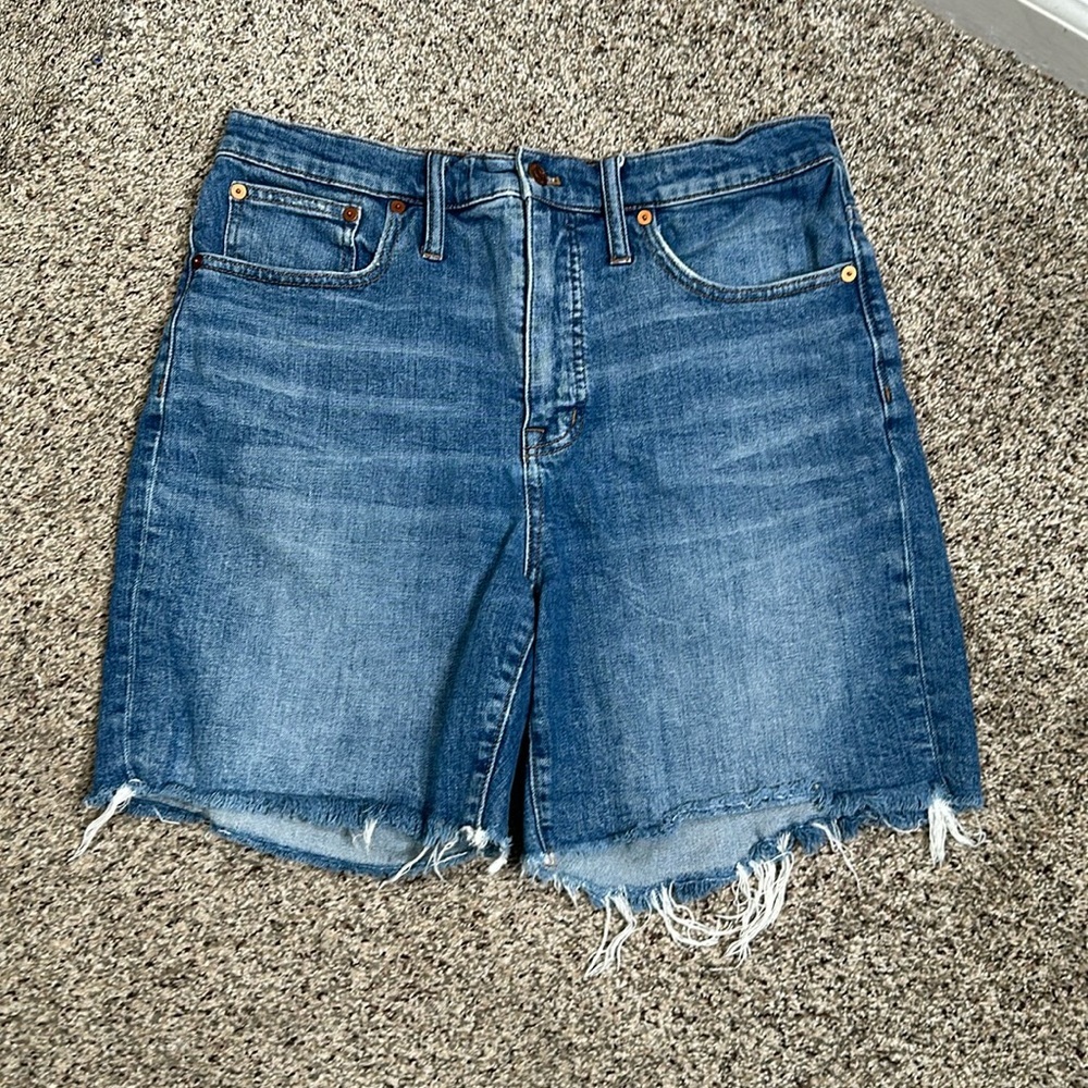 Madewell blue high rise denim med. length shorts size 30